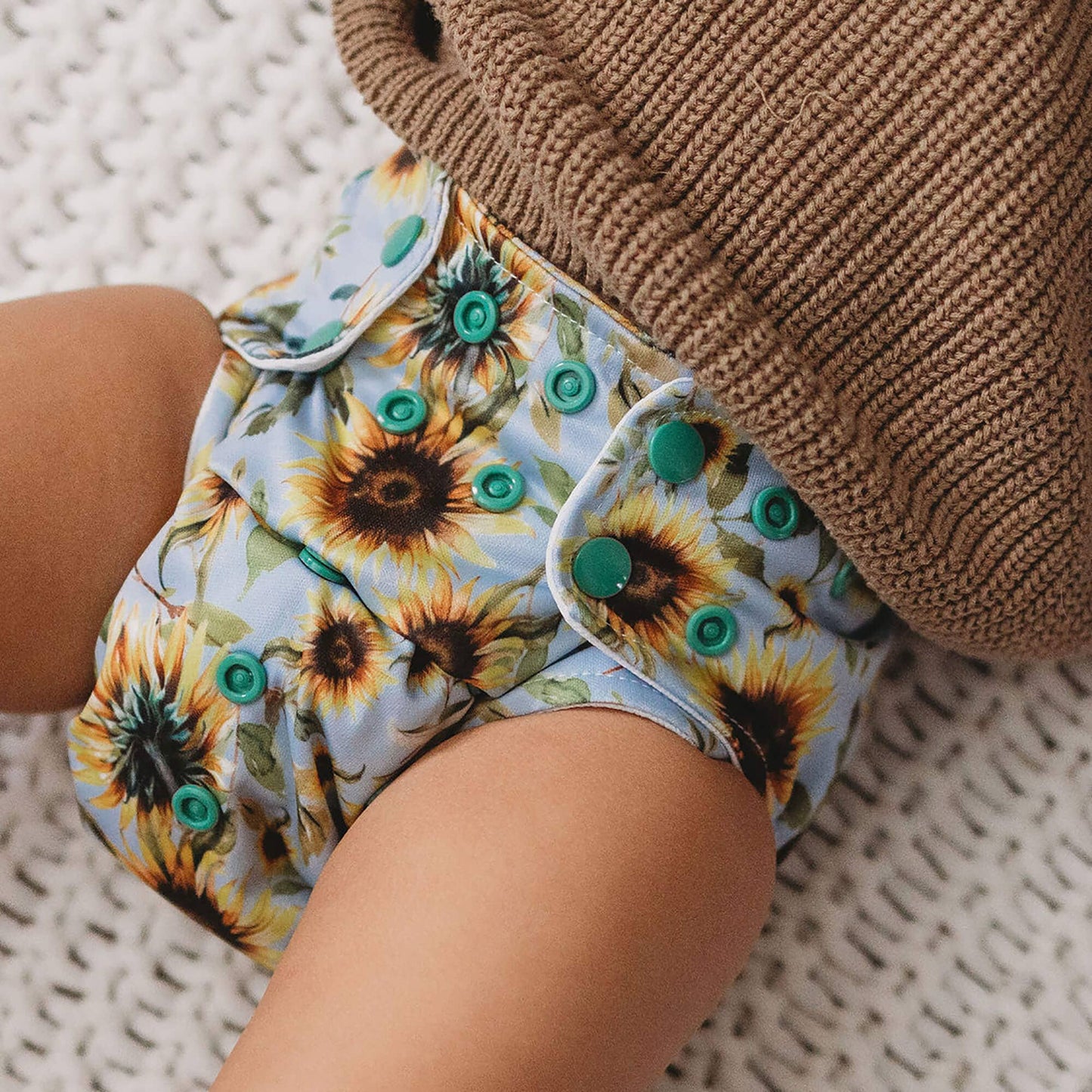 Lighthouse Kids Company | SUPREME Pocket (15-55lbs) | Sunflower -