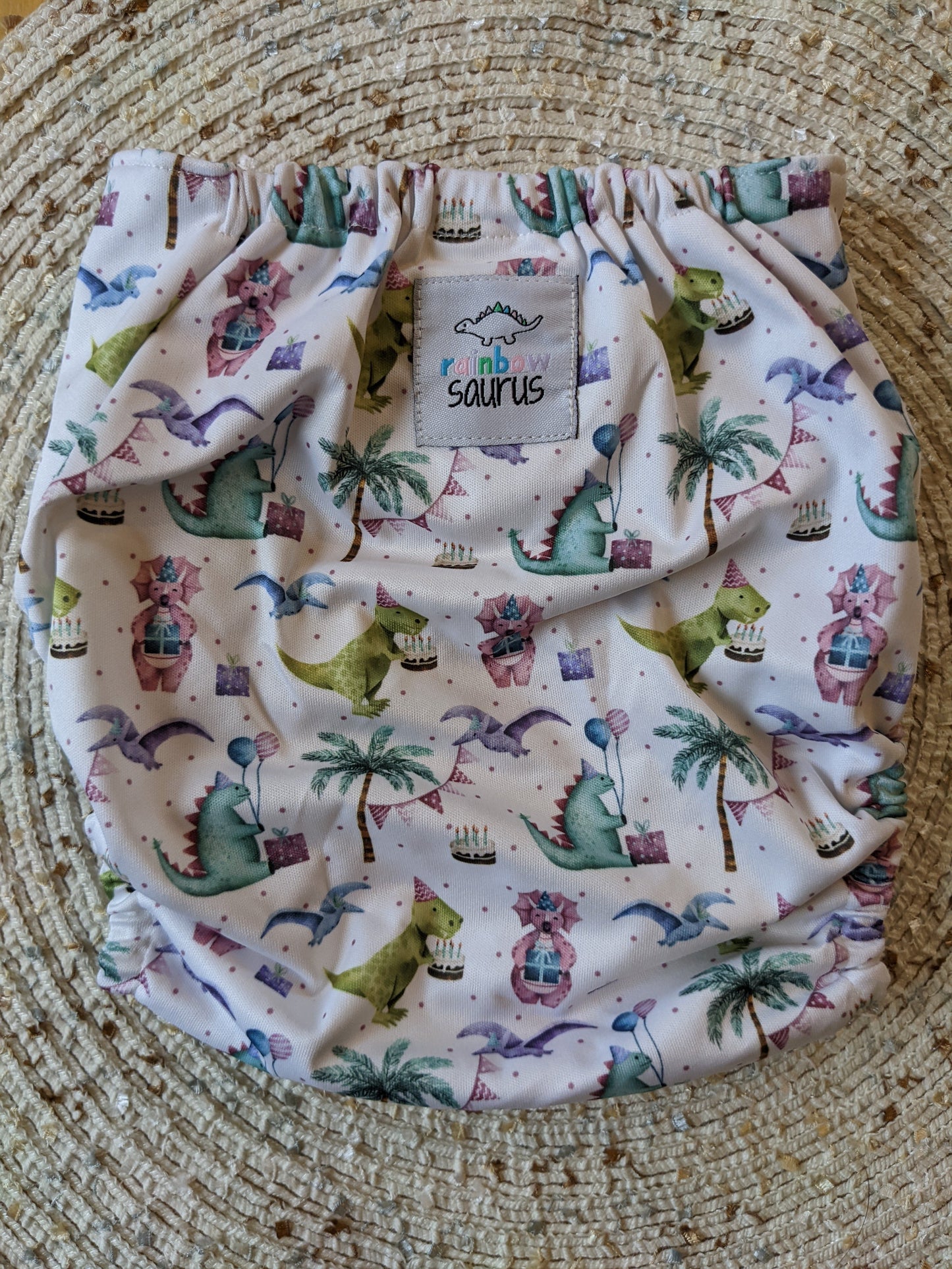 Rainbowsaurus - ECOsaurus Fit - Party Hardy - Dino Party