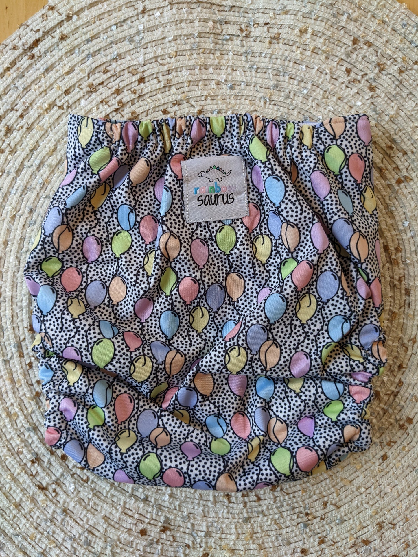 Rainbowsaurus - ECOsaurus Fit - Party Hardy - Balloons